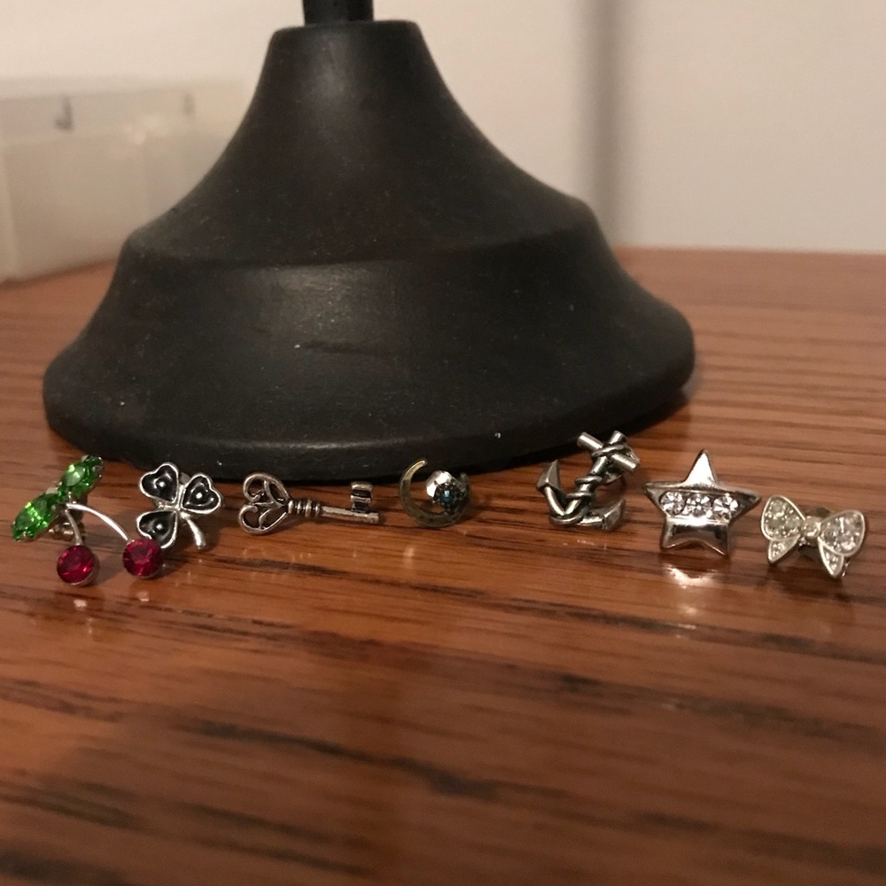 Set of 7 Earrings